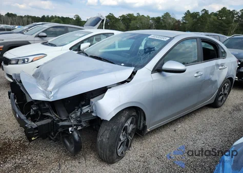 2021 Kia Forte Fe из США, поврежденный, VIN 3KPF24AD8ME407106